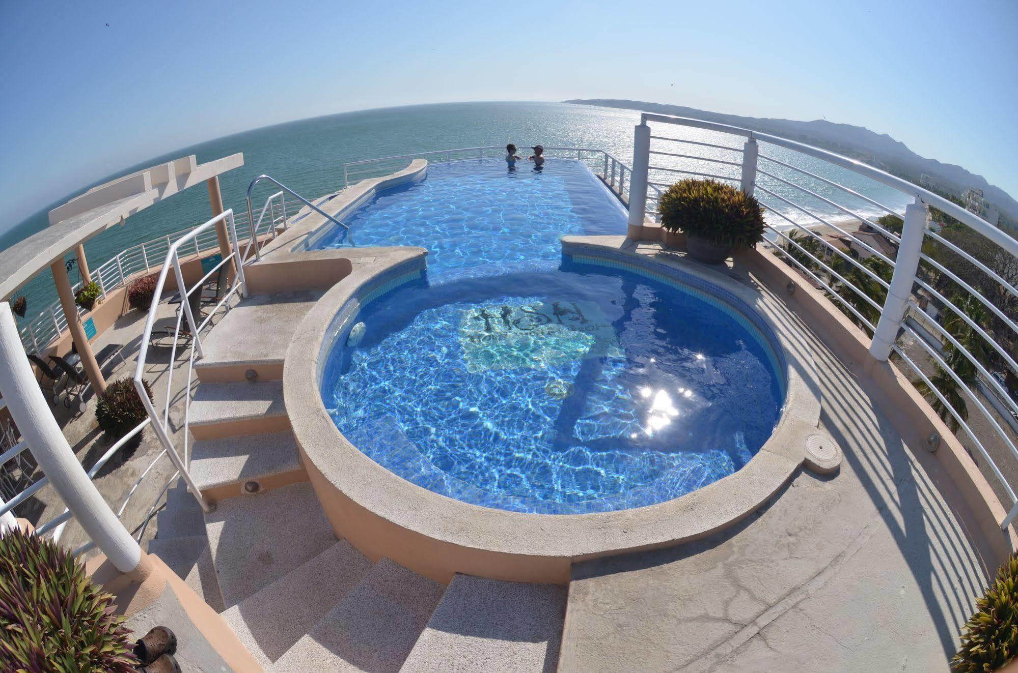 Hotel Suites Nadia บูเซเรียส ภายนอก รูปภาพ