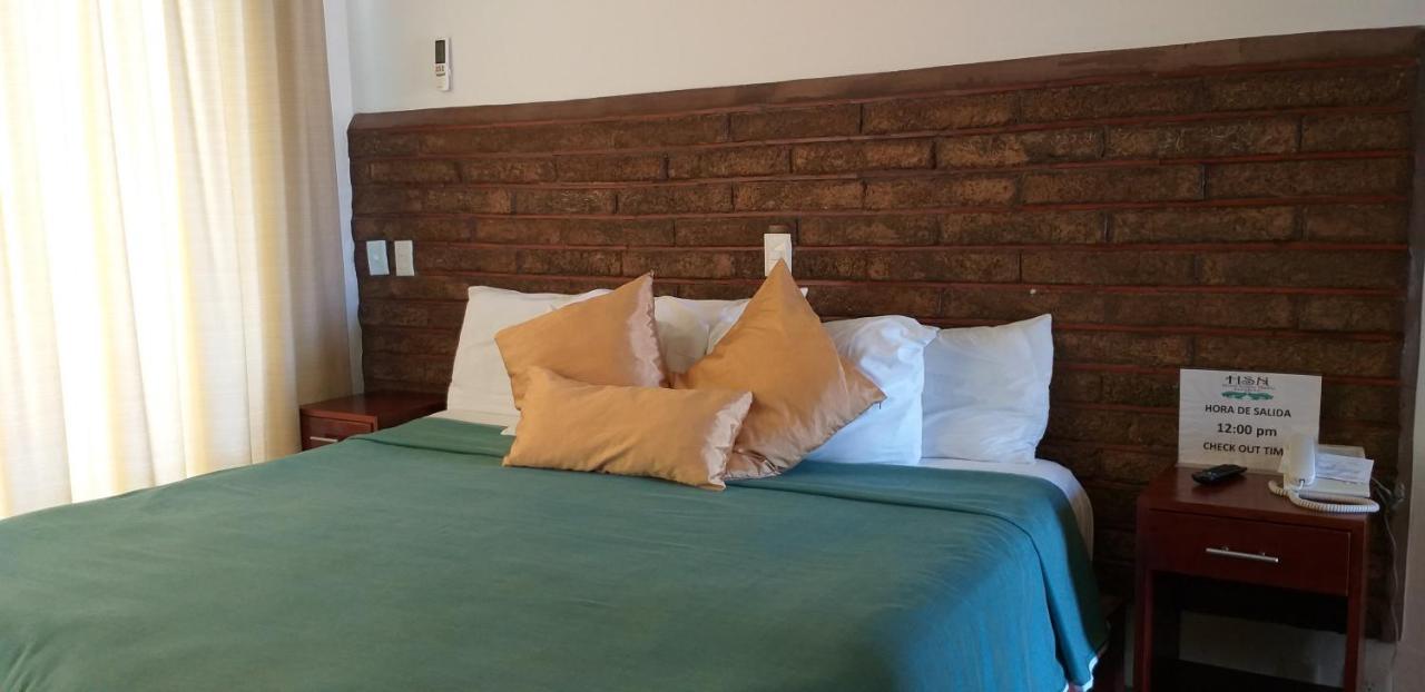 Hotel Suites Nadia บูเซเรียส ภายนอก รูปภาพ